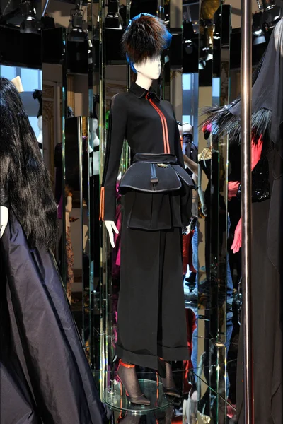 Look 8